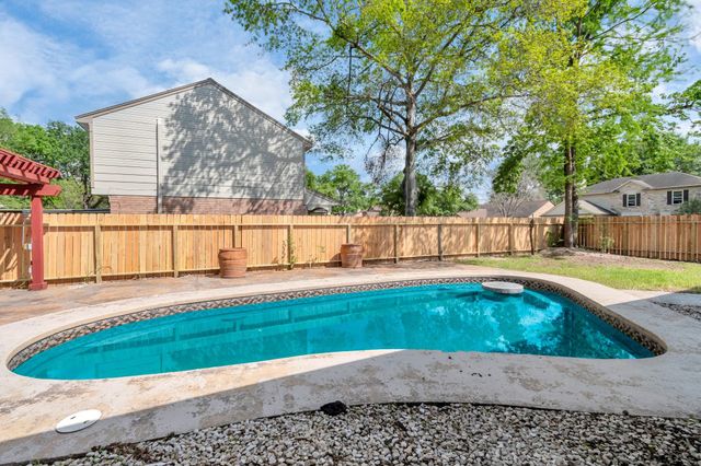 12418 Mill Ridge Drive, Cypress, TX 77429