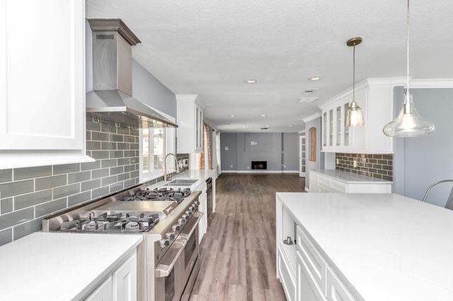 12418 Mill Ridge Drive, Cypress, TX 77429