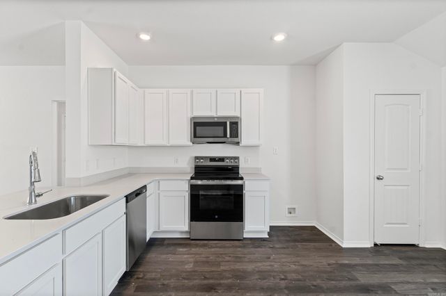 68 Farmhouse Circle, Vilonia, AR 72173