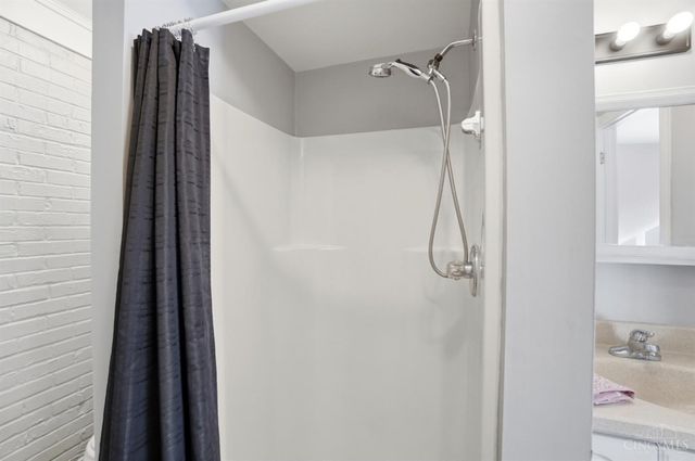 107 Etta Avenue, Harrison, OH 45030