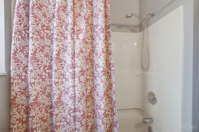 107 Etta Avenue, Harrison, OH 45030