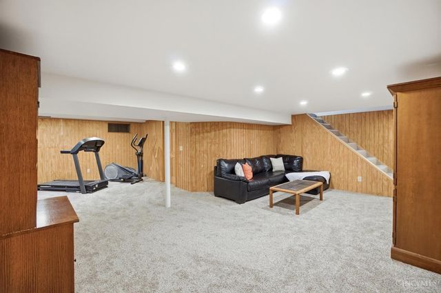 107 Etta Avenue, Harrison, OH 45030