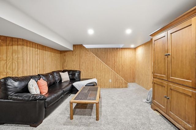 107 Etta Avenue, Harrison, OH 45030