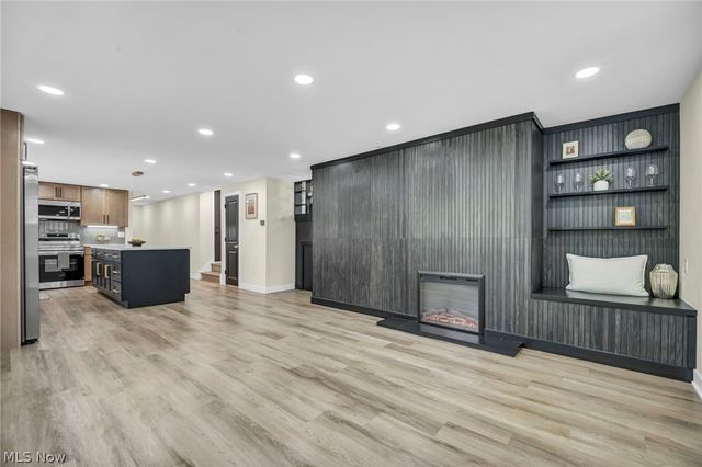 3705 Atherstone Road, Cleveland Heights, OH 44121