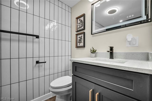 3705 Atherstone Road, Cleveland Heights, OH 44121