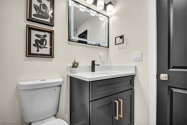 3705 Atherstone Road, Cleveland Heights, OH 44121