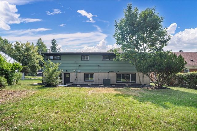 3705 Atherstone Road, Cleveland Heights, OH 44121