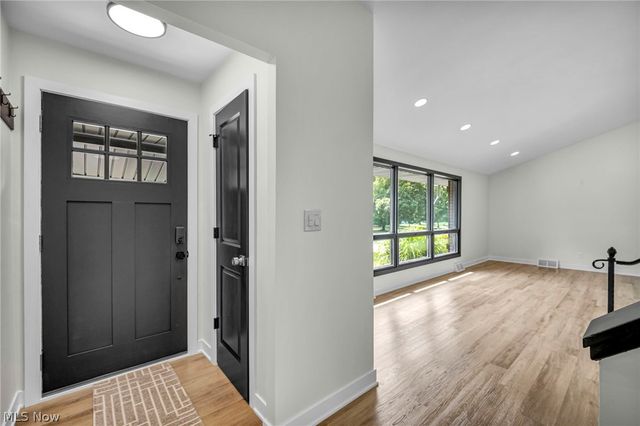 3705 Atherstone Road, Cleveland Heights, OH 44121