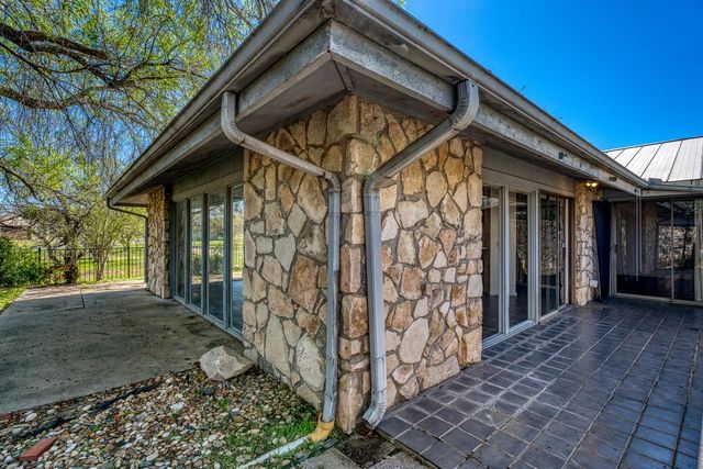 1504 Azure A, Horseshoe Bay, TX 78657