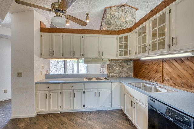 1504 Azure A, Horseshoe Bay, TX 78657