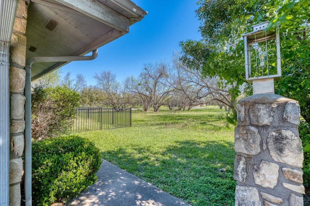 1504 Azure A, Horseshoe Bay, TX 78657