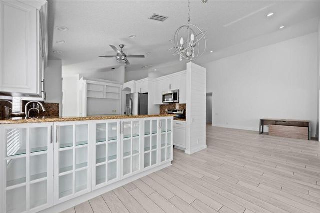 6070 Pitch Lane, Boynton Beach, FL 33437