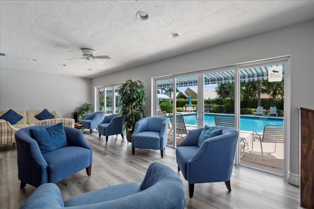 6070 Pitch Lane, Boynton Beach, FL 33437