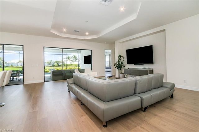 11110 Canal Grande DR, Fort Myers, FL 33913