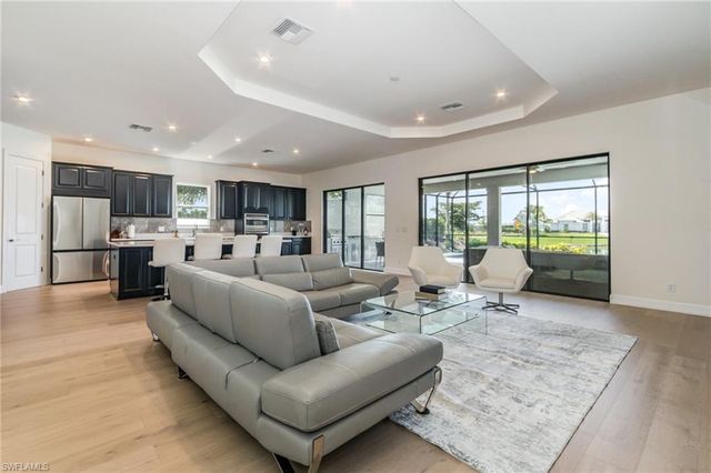 11110 Canal Grande DR, Fort Myers, FL 33913