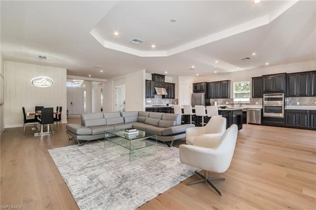 11110 Canal Grande DR, Fort Myers, FL 33913