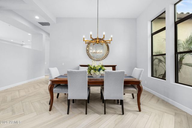 2537 E TURNBERRY Drive, Gilbert, AZ 85298