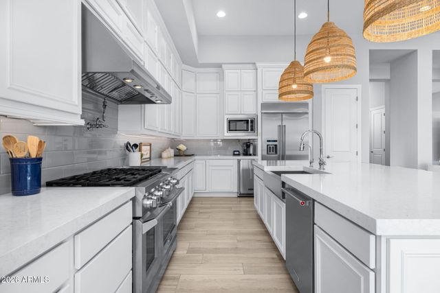 2537 E TURNBERRY Drive, Gilbert, AZ 85298