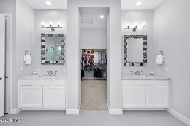 2537 E TURNBERRY Drive, Gilbert, AZ 85298