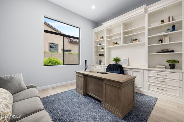 2537 E TURNBERRY Drive, Gilbert, AZ 85298