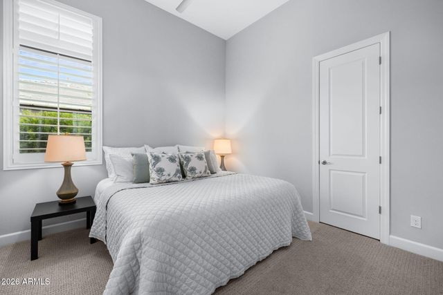 2537 E TURNBERRY Drive, Gilbert, AZ 85298