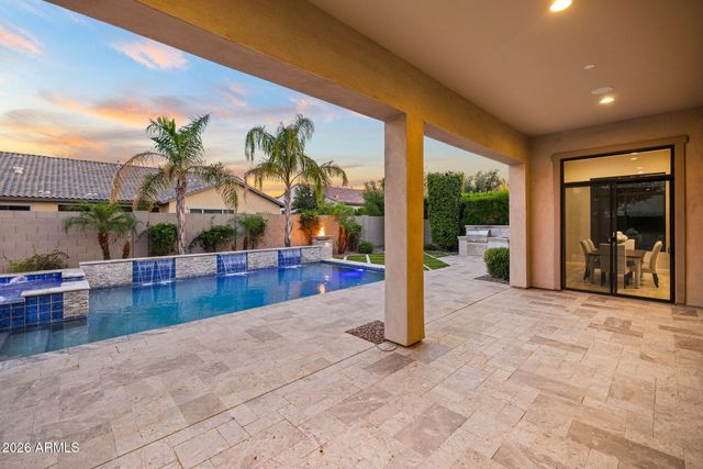 2537 E TURNBERRY Drive, Gilbert, AZ 85298