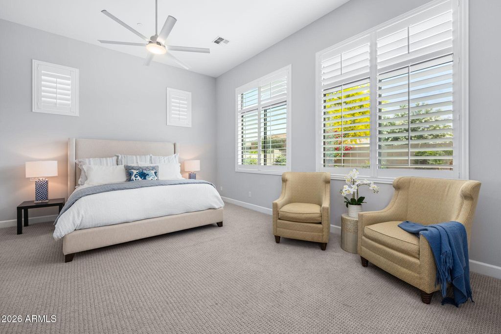 Image 25 of property listing at 2537 E TURNBERRY Drive, Gilbert, AZ 85298