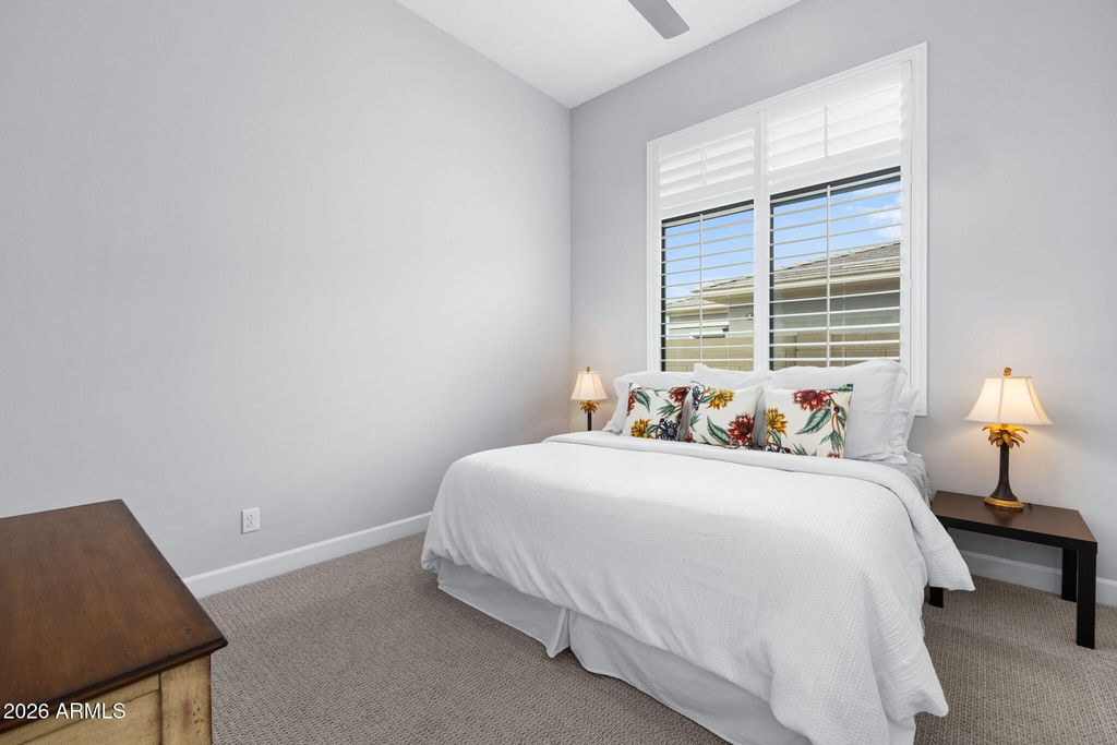 Image 37 of property listing at 2537 E TURNBERRY Drive, Gilbert, AZ 85298