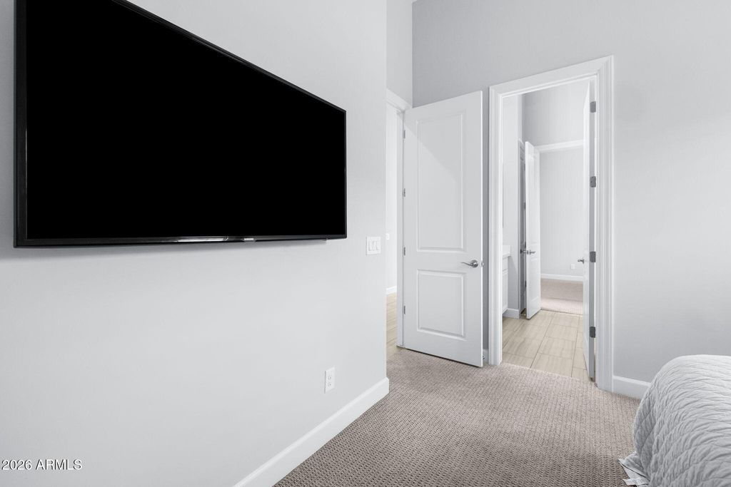 Image 45 of property listing at 2537 E TURNBERRY Drive, Gilbert, AZ 85298