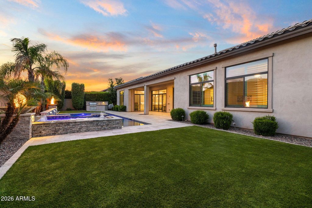 Image 85 of property listing at 2537 E TURNBERRY Drive, Gilbert, AZ 85298