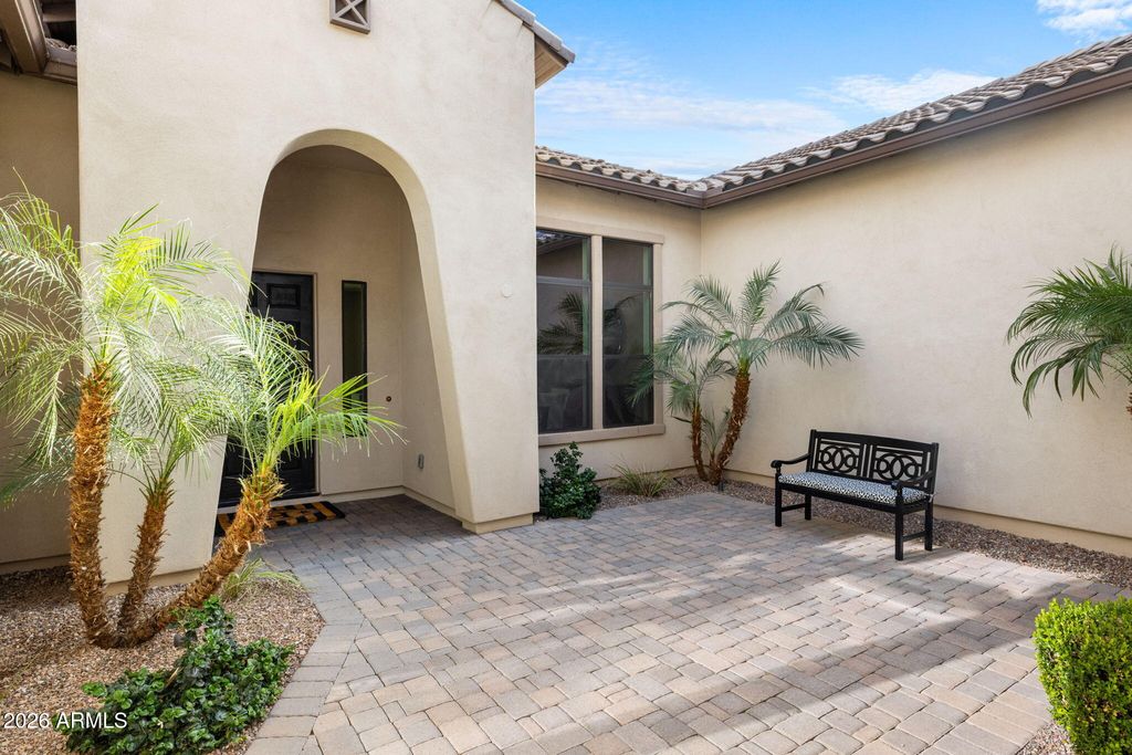 Image 91 of property listing at 2537 E TURNBERRY Drive, Gilbert, AZ 85298