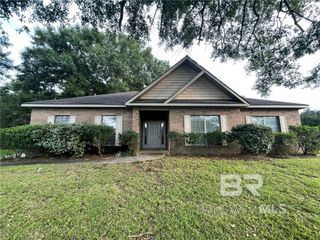 10215 Hunters Trace, Mobile, AL 36608