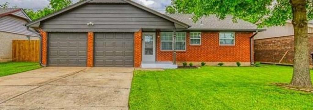 740 Lawton Avenue, Moore, OK 73160