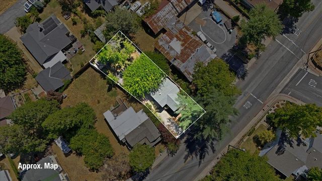 623 Brighton St, Grass Valley, CA 95945