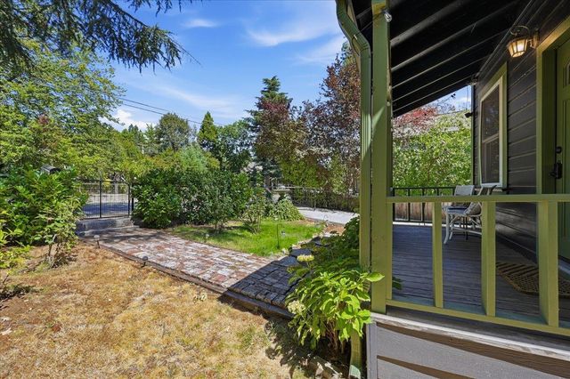 623 Brighton St, Grass Valley, CA 95945