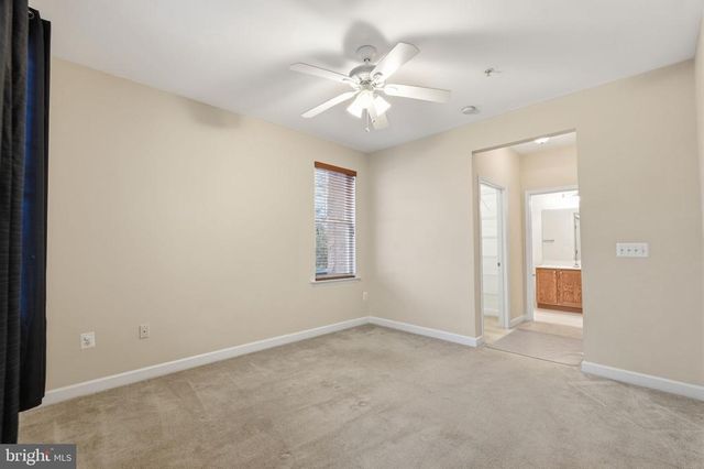 6185 Willow Pl Apt 108, Bealeton, VA 22712