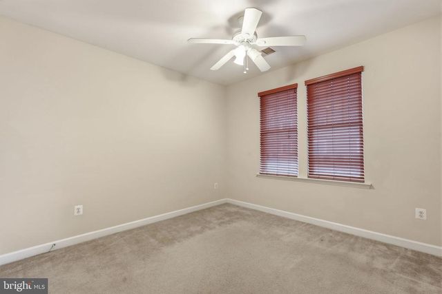 6185 Willow Pl Apt 108, Bealeton, VA 22712