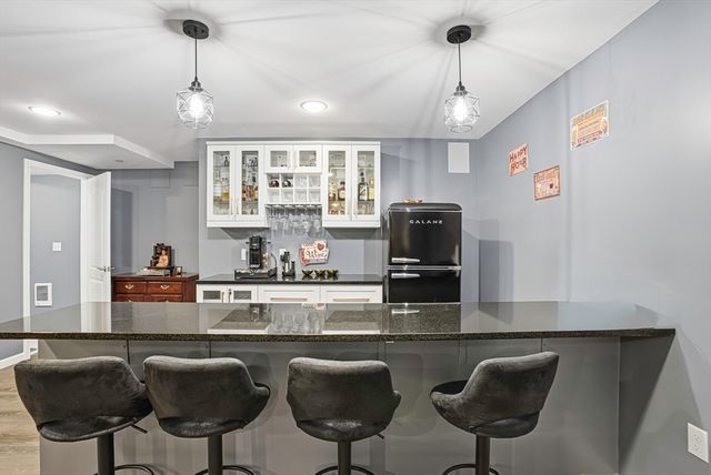 25 Spruce St 25, Hopkinton, MA 01748