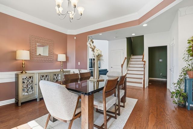 25 Spruce St 25, Hopkinton, MA 01748