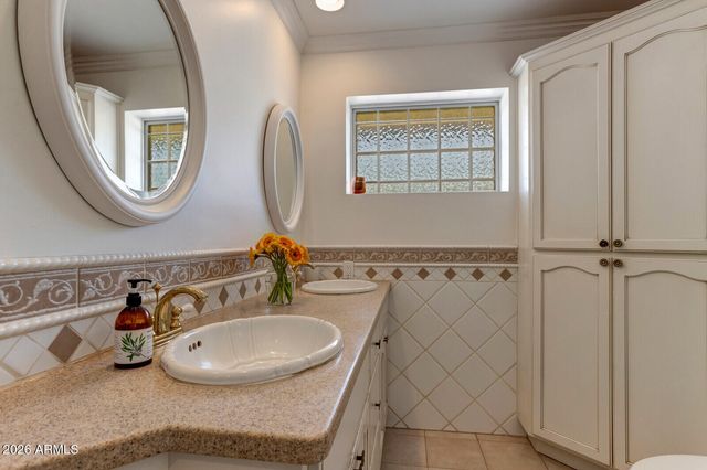 6821 E VISTA Drive, Paradise Valley, AZ 85253