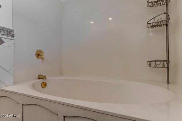 6821 E VISTA Drive, Paradise Valley, AZ 85253