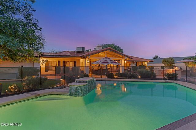 6821 E VISTA Drive, Paradise Valley, AZ 85253