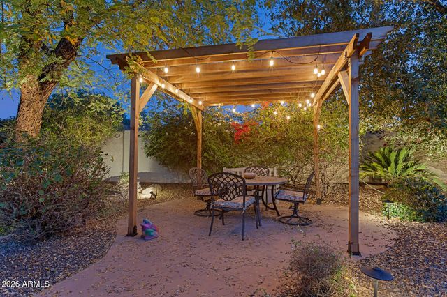 6821 E VISTA Drive, Paradise Valley, AZ 85253