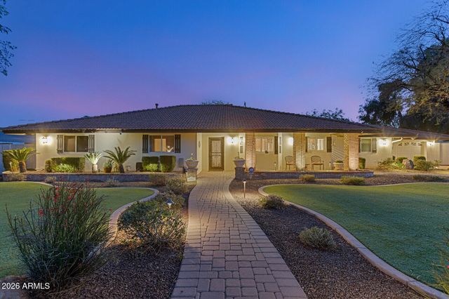 6821 E VISTA Drive, Paradise Valley, AZ 85253