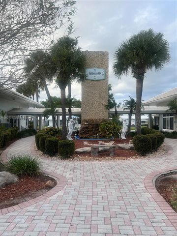 2501 W Golf Blvd 128, Pompano Beach, FL 33064