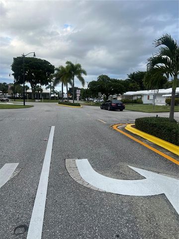 2501 W Golf Blvd 128, Pompano Beach, FL 33064