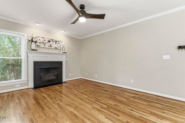 2013 W Sterlington Place, Apex, NC 27502