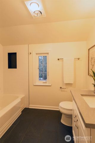 10826 Meadow Road SW, Lakewood, WA 98499