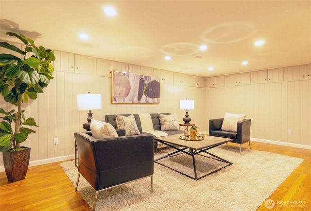 10826 Meadow Road SW, Lakewood, WA 98499