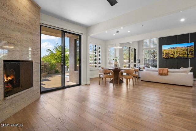 25150 N WINDY WALK Drive 4, Scottsdale, AZ 85255